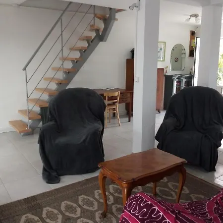 Abri Moliere Holiday home Tarbes